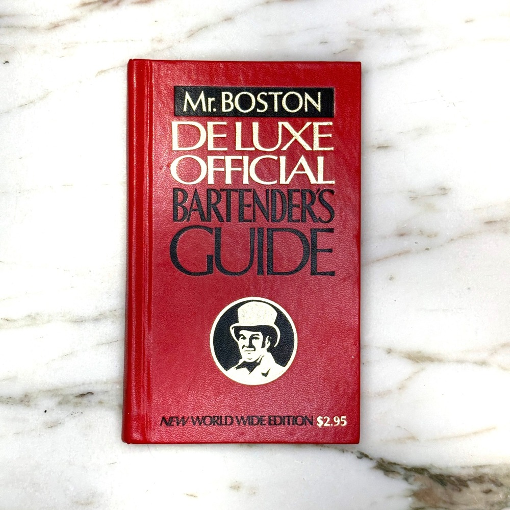 1978 Mr. Boston Deluxe Official Bartender's Guide Red Hardcover